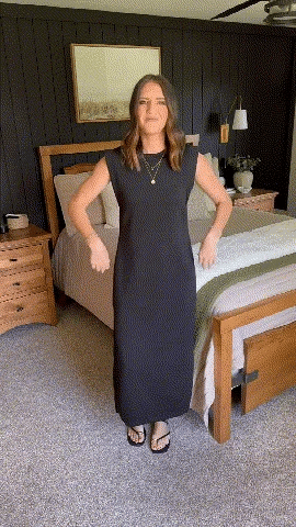 Aishe | Flowing Wrinkle-Free Maxi Dress